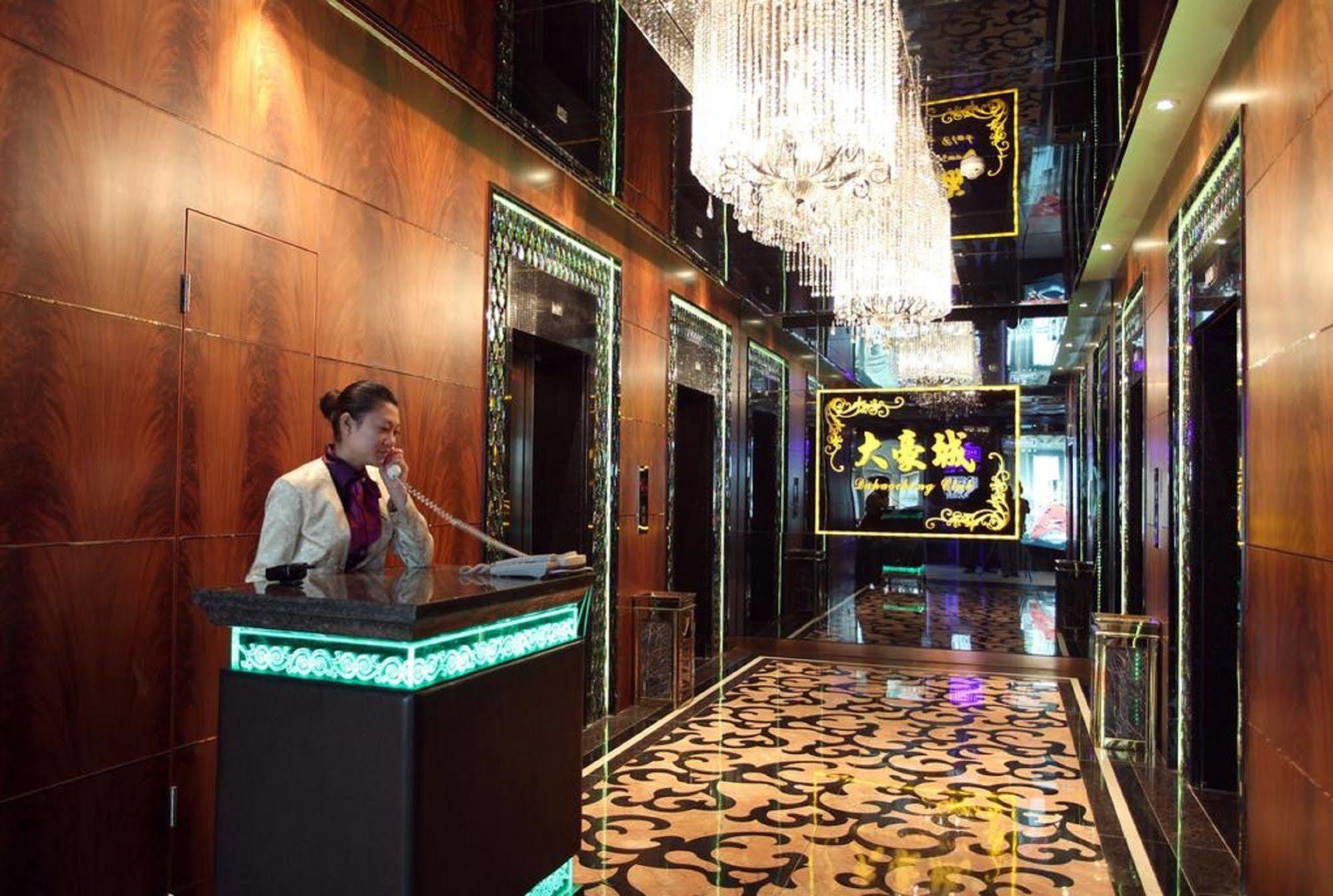 Mandarin Hotel Guangzhou Buitenkant foto